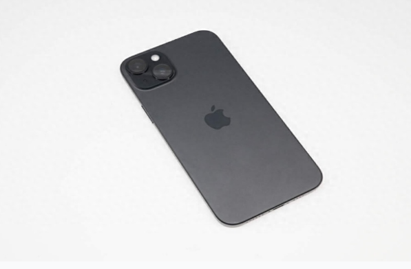 林口苹果手机维修分享iPhone 15 Plus换电池 